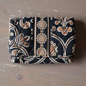 VERA BRADLEY TAXI WALLET